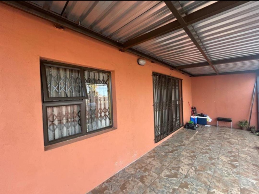 2 Bedroom Property for Sale in Riviera Northern Cape